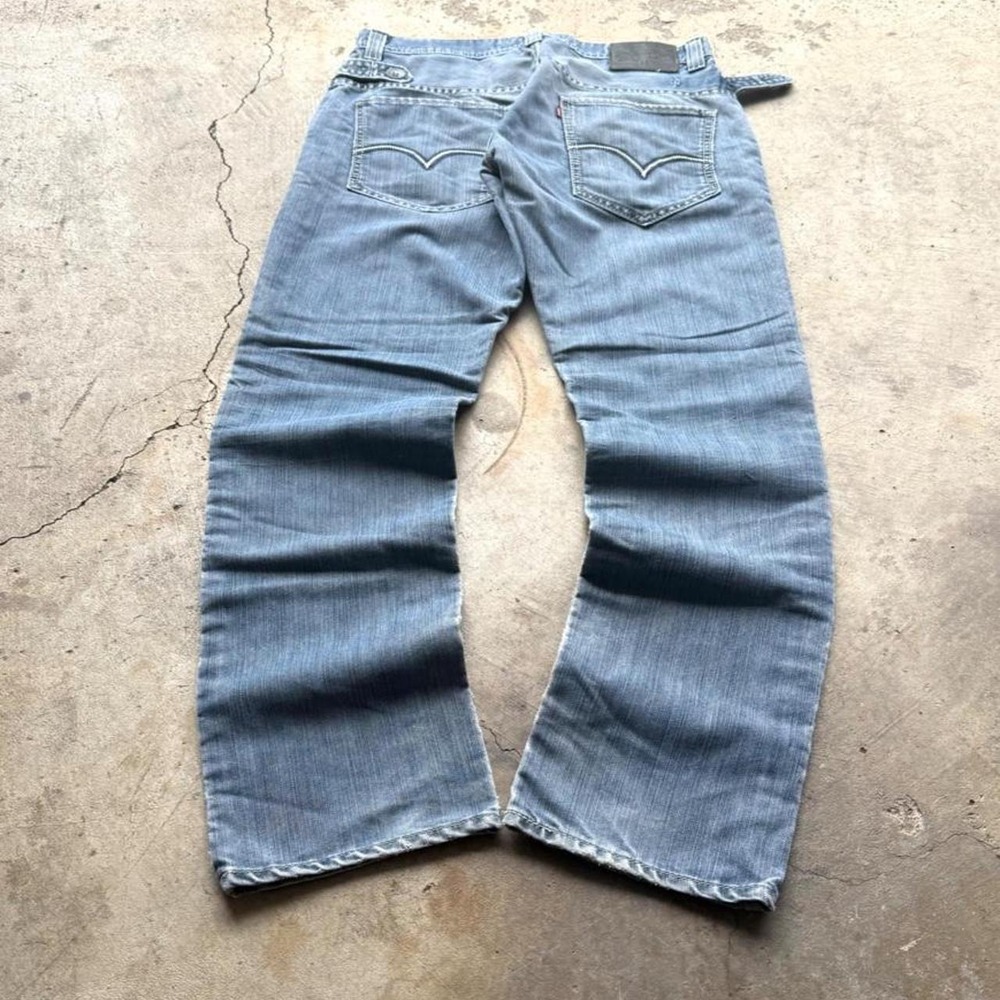 Vintage Levis 514 Straight Leg Jeans Mens 32x32 Light Wash Blue Grey Y2K Denim